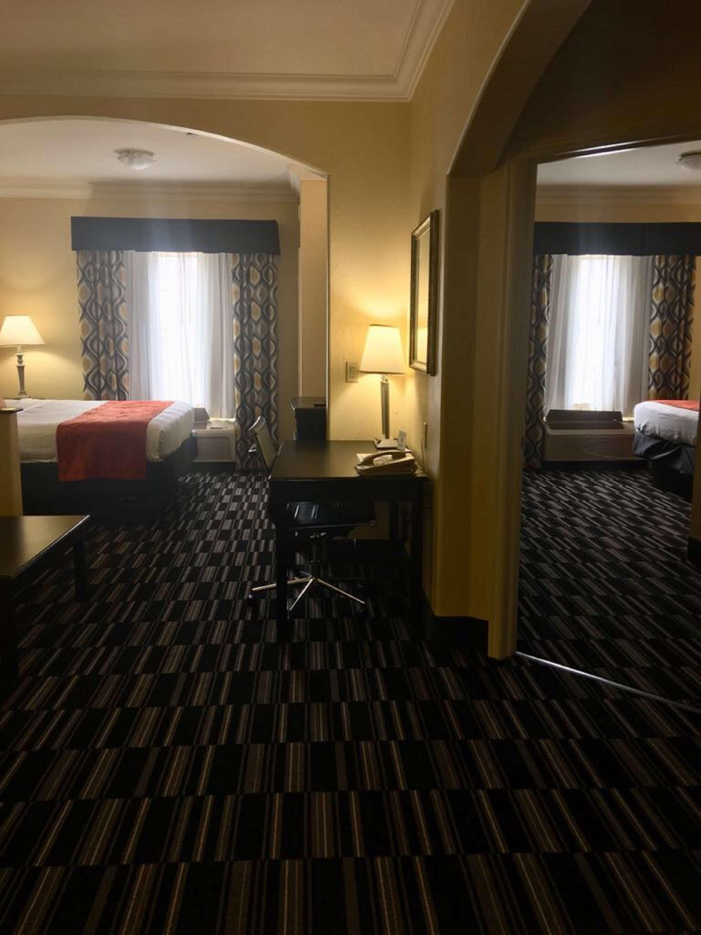Best Western Barsana Hotel&Suites Oklahoma Stadt Exterior foto